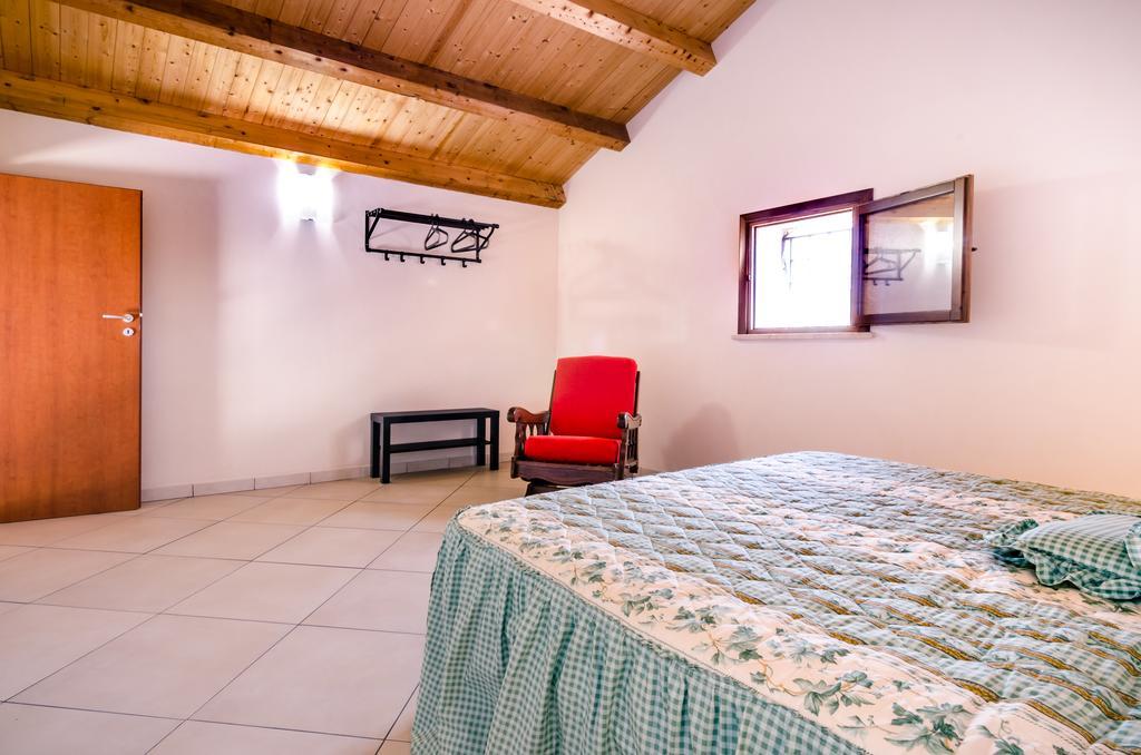 Casale Dei Gelsi Villa กัสเตลลัมมาเร เดล โกลโฟ ภายนอก รูปภาพ