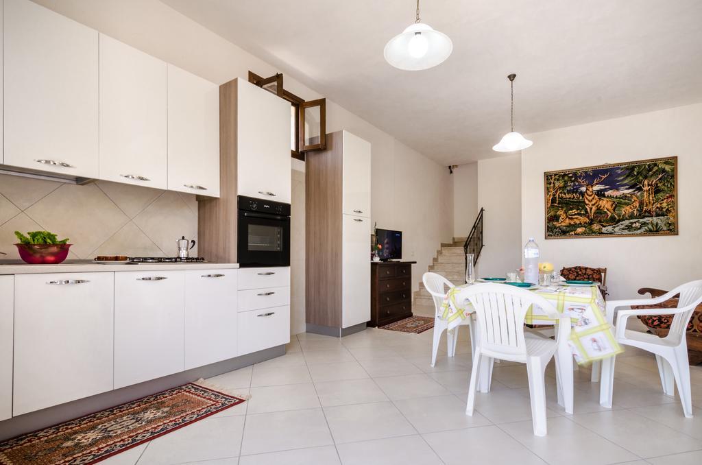 Casale Dei Gelsi Villa กัสเตลลัมมาเร เดล โกลโฟ ภายนอก รูปภาพ