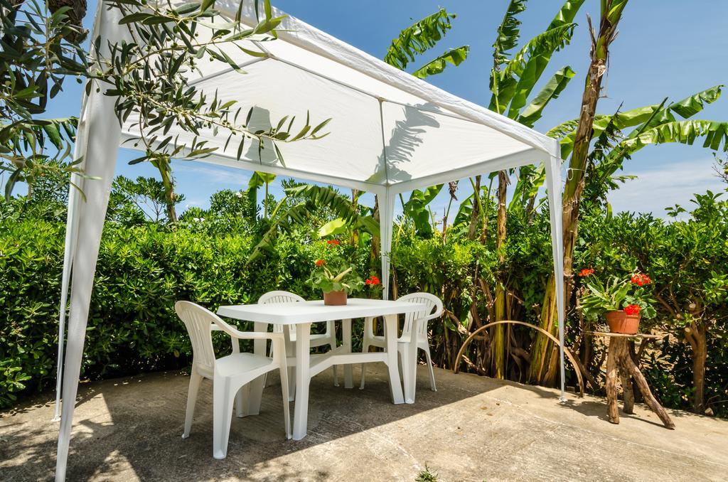 Casale Dei Gelsi Villa กัสเตลลัมมาเร เดล โกลโฟ ภายนอก รูปภาพ